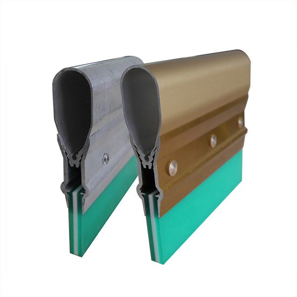 Triple Durometer Aluminum Handle With Squeegee